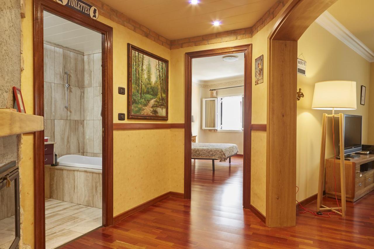 La Casa De La Biblioteca Apartment กัมโปรดอน ภายนอก รูปภาพ